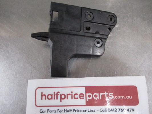 Mitsubishi Outlander Right Hand Headlight Bracket New Part