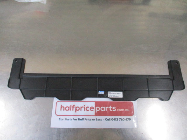 Mitsubishi Challenger/Triton/Pajero Sport Genuine Upper Radiator Air Guide Panel New Part