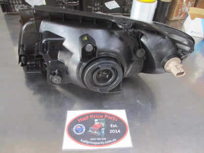 Hyundai Lavita Genuine Right Hand Front Headlight New Part