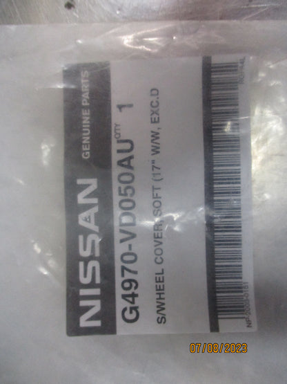 Nissan Patrol Y61 DX Genuine Rear Spare Wheel Cover New Part