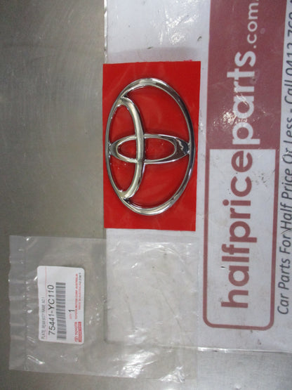 Toyota Camry ACV36 Genuine Rear Boot Chrome Emblem New Part