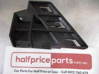 Mitsubishi Pajero Genuine Right Hand Headlight Bracket New Part