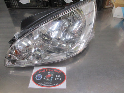 Hyundai Getz TB Genuine Right Hand Front Head Light (Drivers) New Part