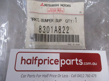 Mitsubishi Pajero Genuine Right Hand Headlight Bracket New Part