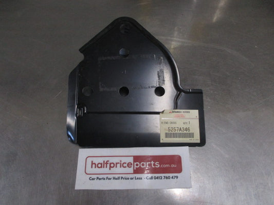 Mitsubishi Outlander Genuine Rear Right Body Extension Panel New Part