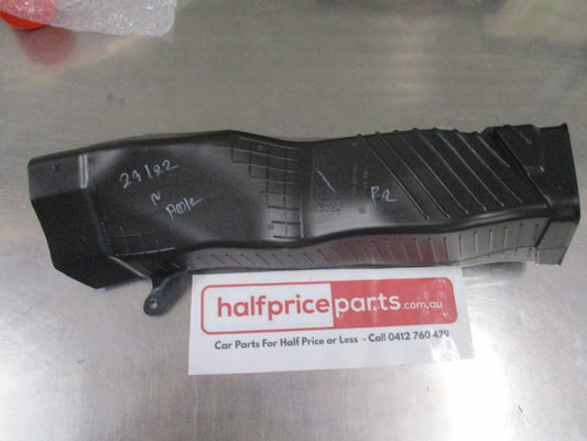 Mitsubishi Pajero Sport Genuine Rear Roof Ventilator Duct New Part