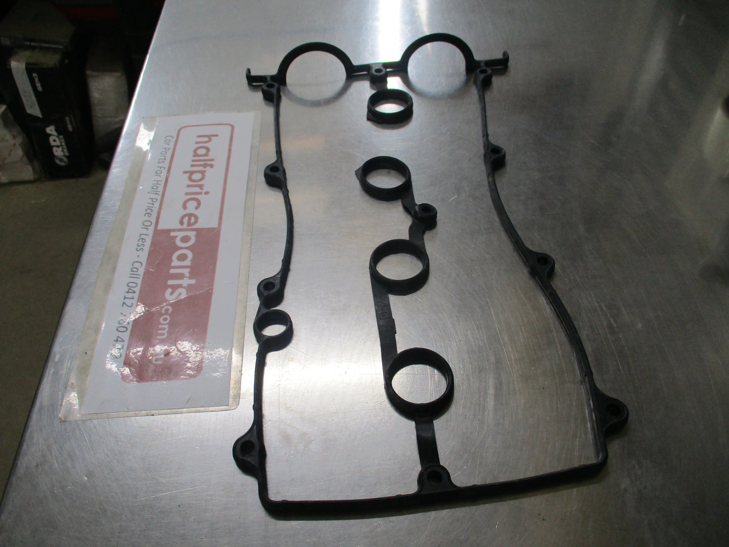 Mazda 626-Protege  Genuine Valve Cover Gasket New Part