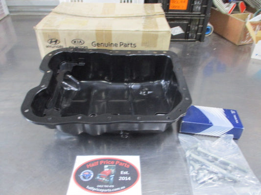 Kia Sportage/Sorento/Optima/Forte/Rondo/Hyundai  Genuine Engine Sump New Part