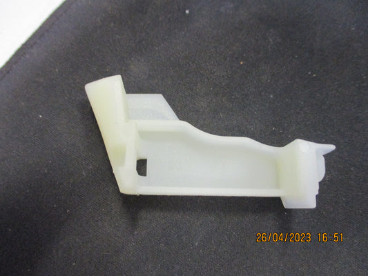 Nissan Pulsar Genuine Right Hand Front Door Rod Cylinder Protector New Part