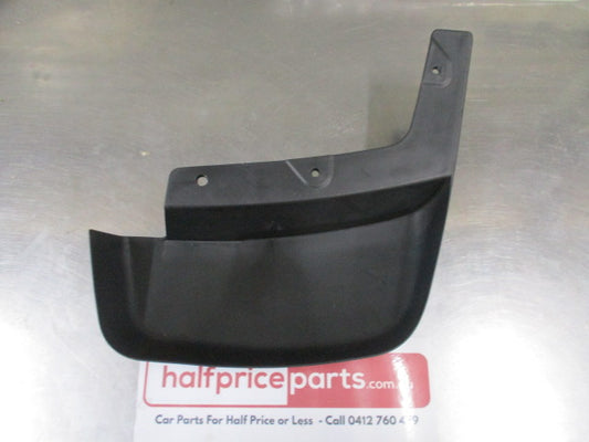 Mitsubishi Pajero Genuine Front Left Hand Mud Guard New Part