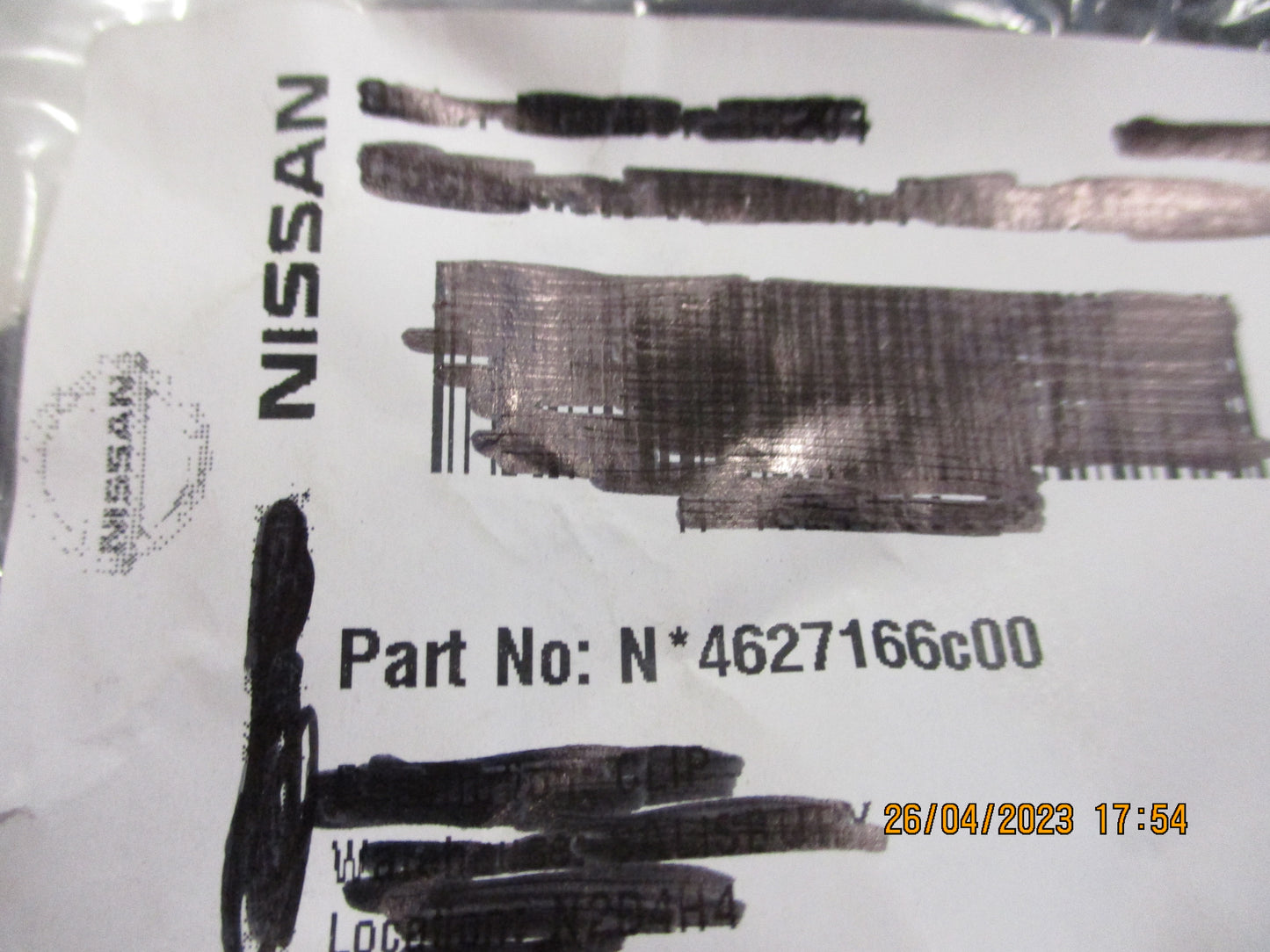 Nissan Altima-Juke-Maxima-Murano-Pathfinder-Quest Genuine Insulator Clamp Clip New Part