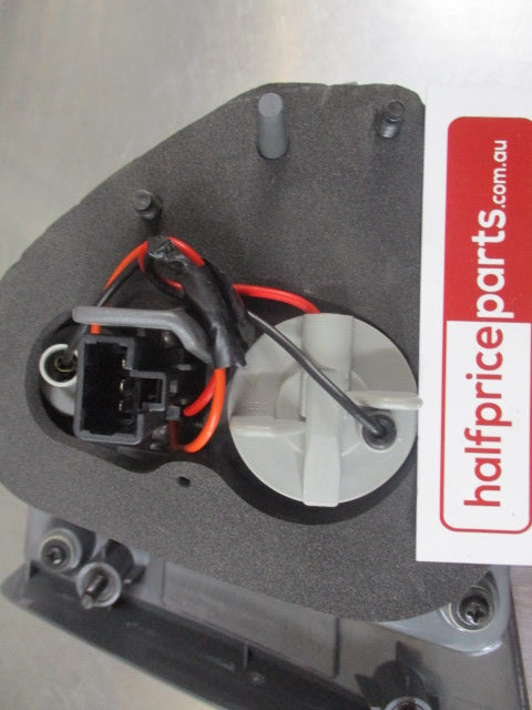 Hyundai Elantra Genuine Left Hand Inner Tail Light Assembly New Part