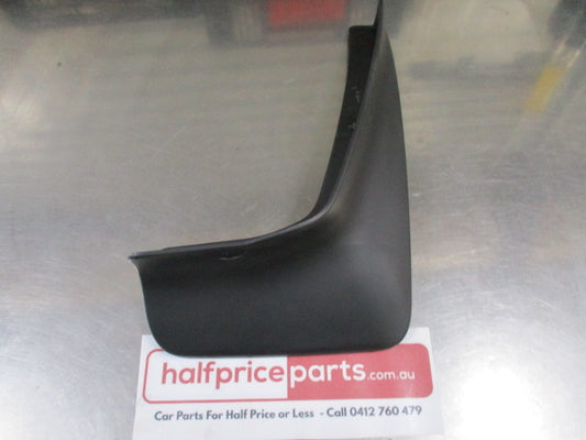 Mitsubishi Outlander Genuine Rear Right Hand Mud Guard New Part