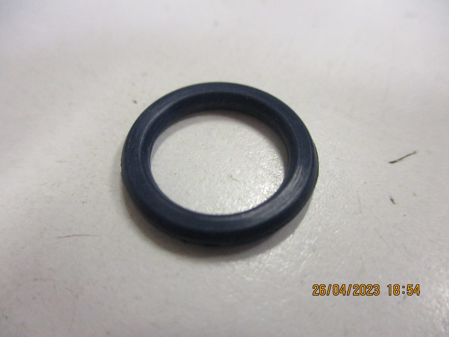 Nissan Patrol TD42/D22 Navara Genuine Vac Pump Late TD Small New Part