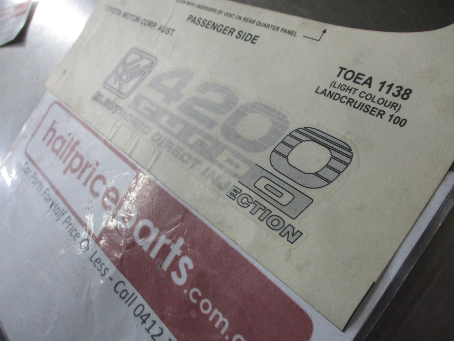 Toyota Landcruiser 100 Series Genuine Quarter Panel Decal Light Colour New Part