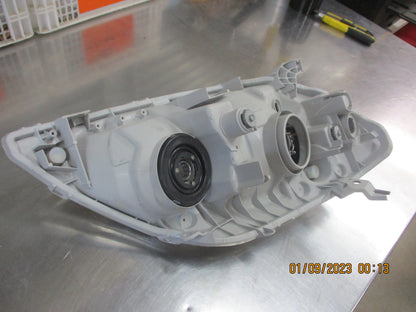 Toyota Corolla ZZE122 Hatch Genuine Left Hand Headlight Used Part VGC