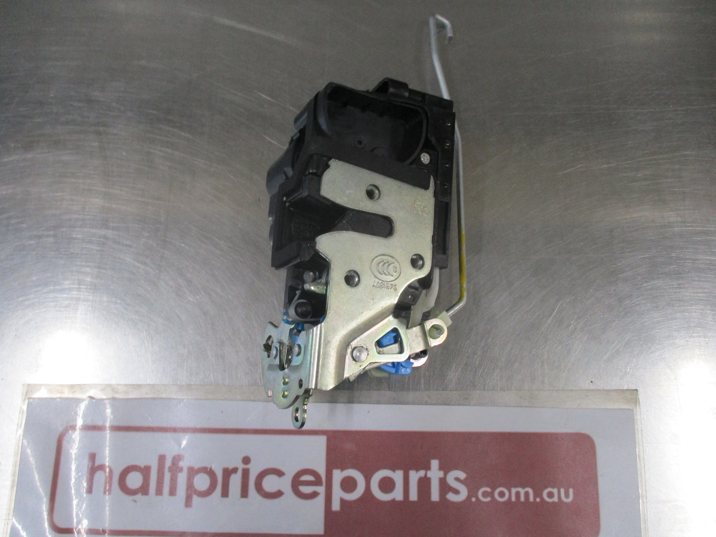 Holden Barina Genuine Front Right Hand (Drivers) Door Latch Assembly New Part