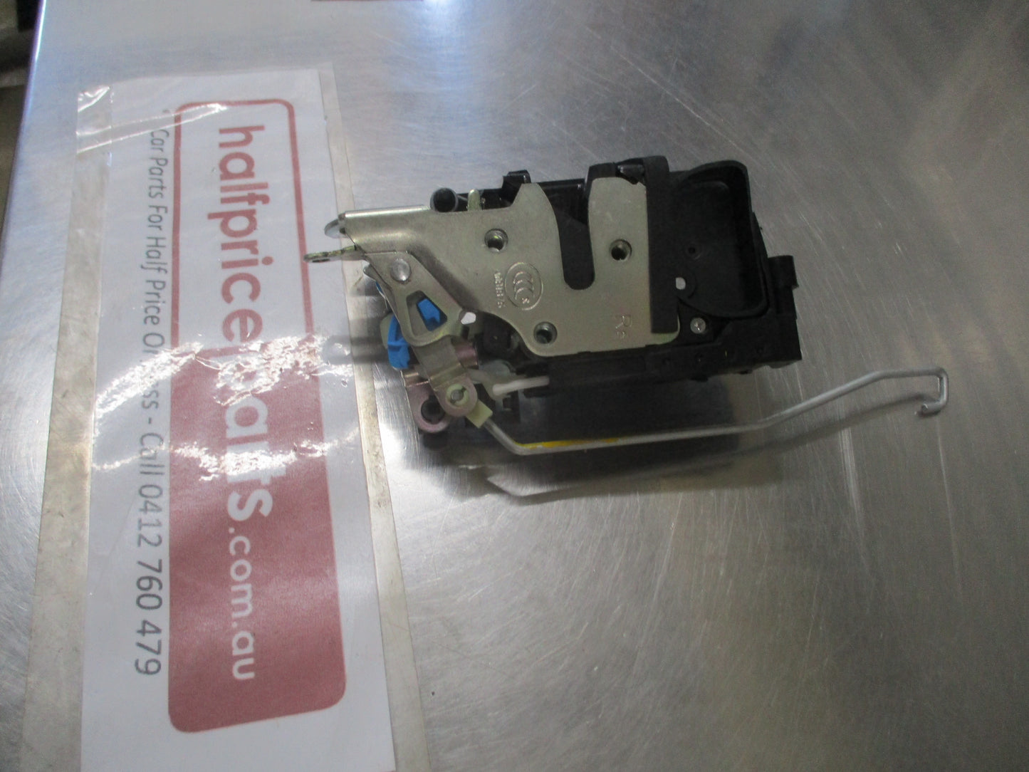 Holden Barina Genuine Front Right Hand (Drivers) Door Latch Assembly New Part