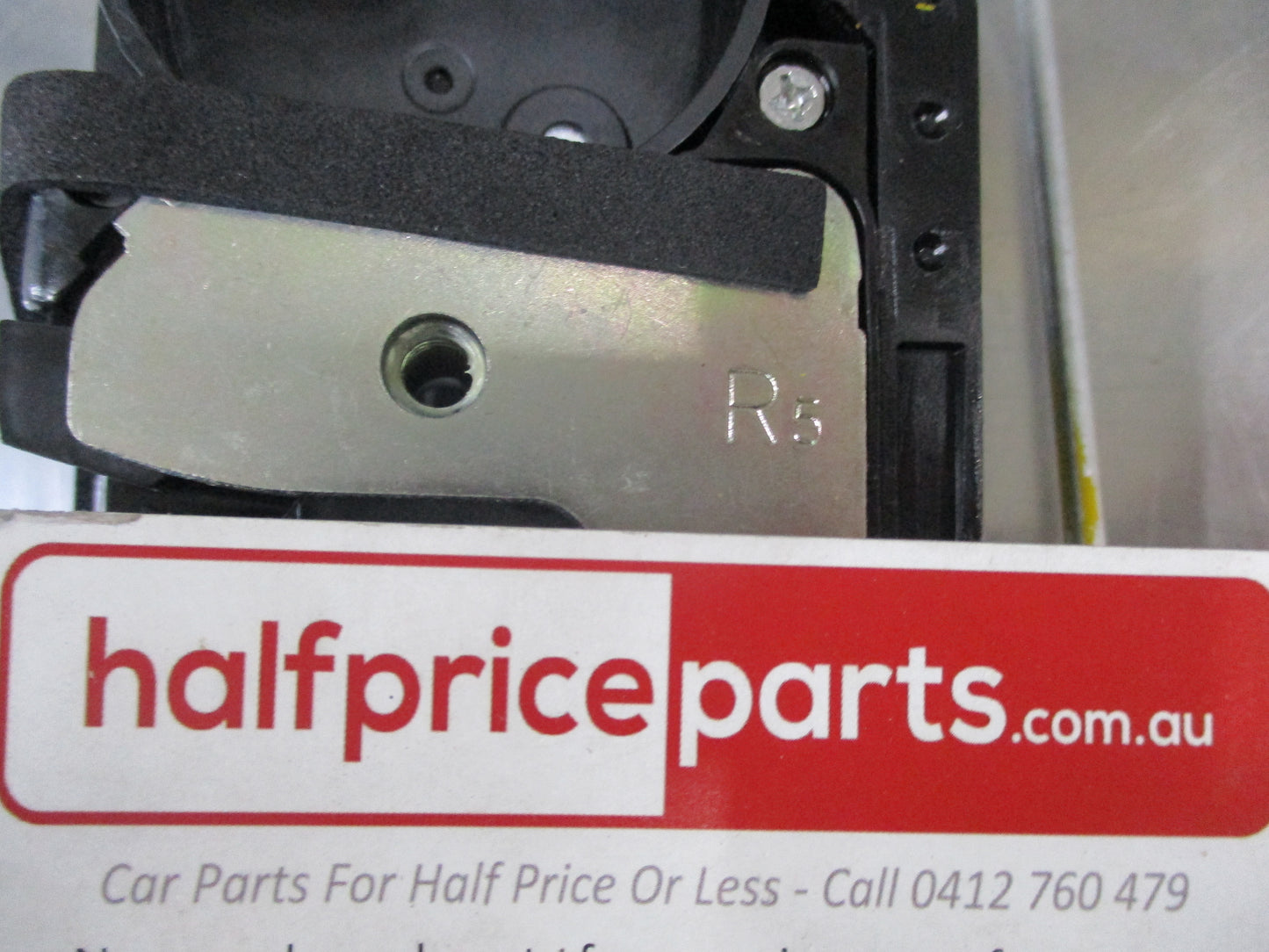 Holden Barina Genuine Front Right Hand (Drivers) Door Latch Assembly New Part