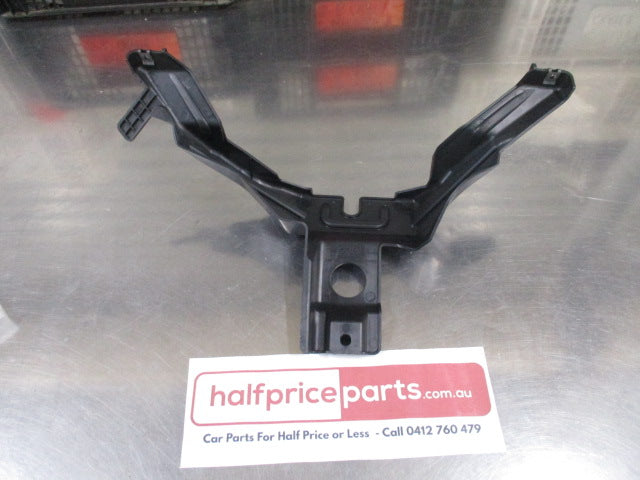 Mitsubishi Pajero Genuine Front Bonnet Latch Cover New Part