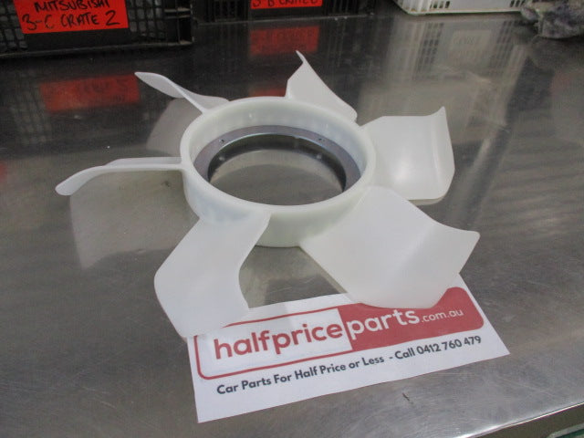 Mitsubishi Pajero/Triton/Challenger Genuine Cooling Fan New Part
