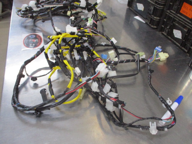 Mitsubishi Outlander Genuine Cabin Floor Wiring Harness New Part