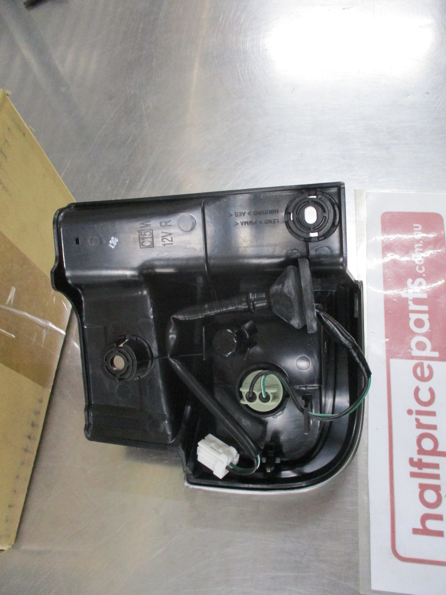 Nissan Elgrand Genuine Right Hand Rear Taillight New Part