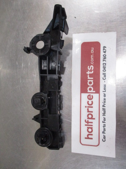 Mitsubishi QE Pajero Sport Genuine Front Right Hand Bumper Side Bracket New Part