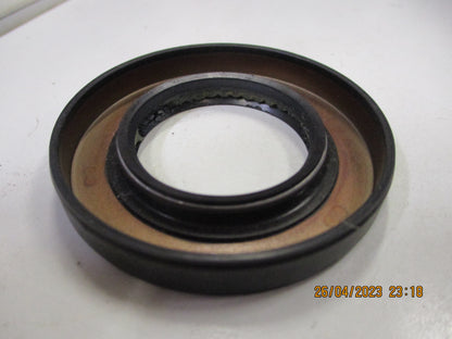 Holden Cruze Genuine Left Hand Side Oil Seal Manual Transmission New Part