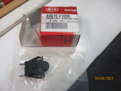 Kia Optima-Cerato-Sportage Genuine Glove Box Light Control Switch New Part