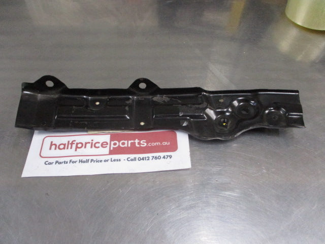 Mitsubishi Pajero Sport Genuine Rear Bumper Side Bracket New Part