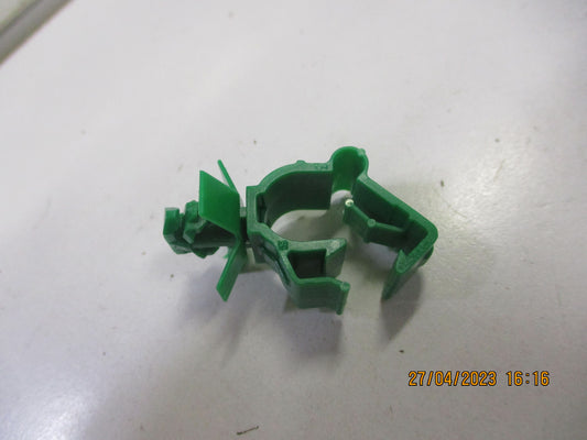 Toyota Hilux Genuine Fuel Tank Hose Tube Clip New Part