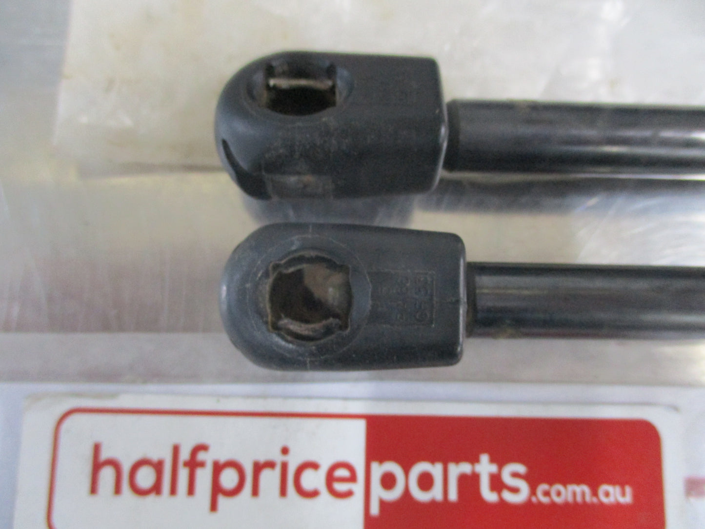 Nissan Pathfinder Genuine Tail Gate Strut Pair Used Part VGC