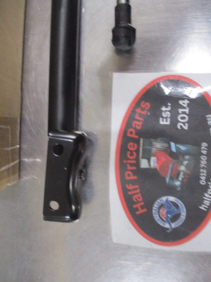 Mitsubishi Pajero Sport Genuine Pair of Tailgate Struts New Part