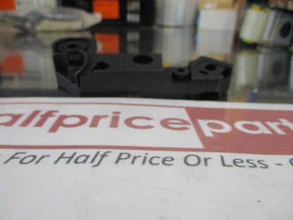 Hyundai i40 Genuine Left Headlight Support Bracket New Part