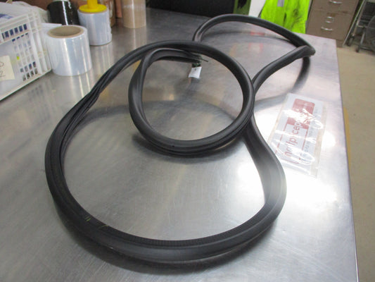 Holden Trax Genuine Right Hand Front Door Body Weater Strip New Part