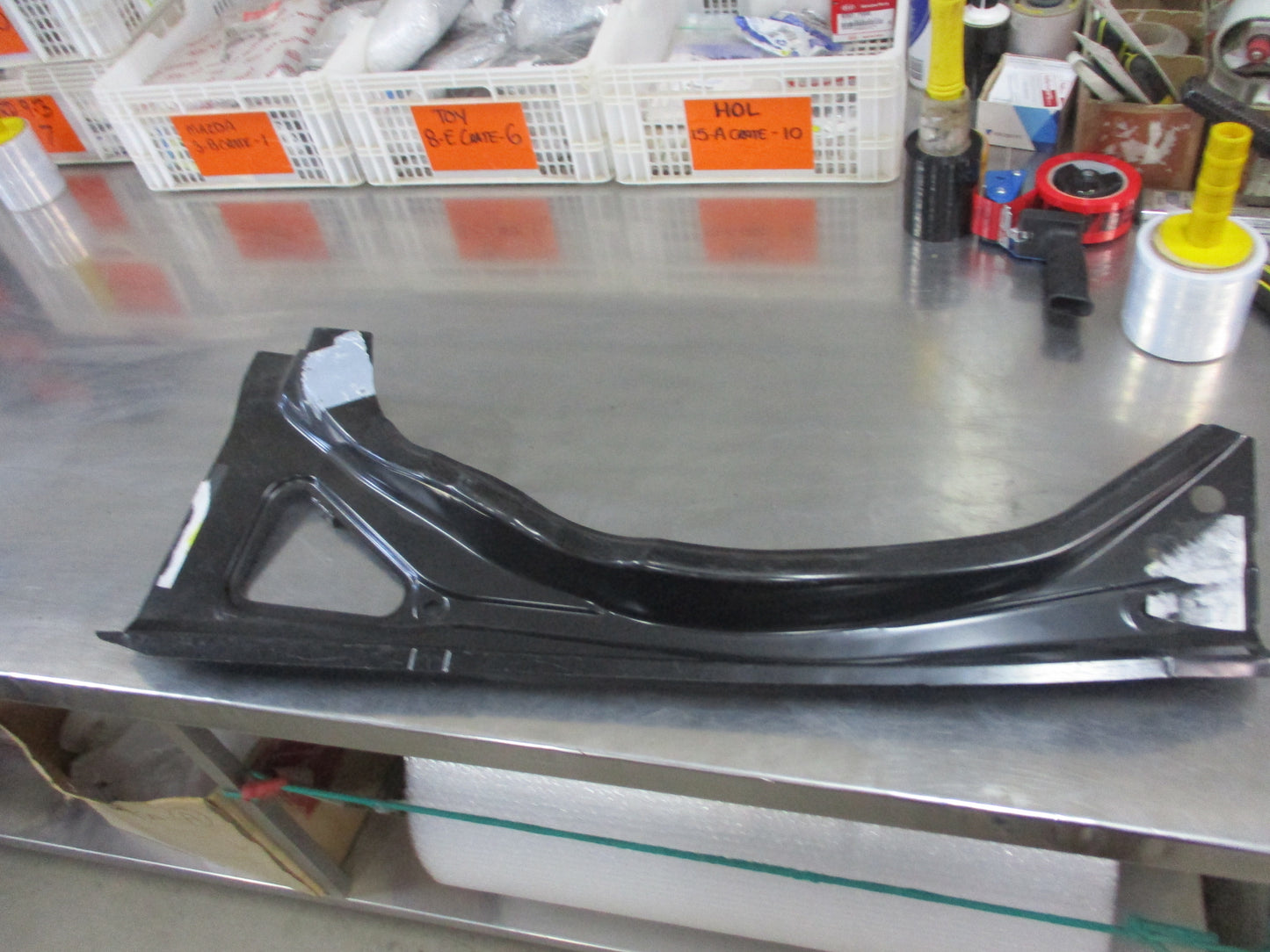 Holden VY-VZ Commodore Genuine Right Hand Front Wheelhouse Brace New Part