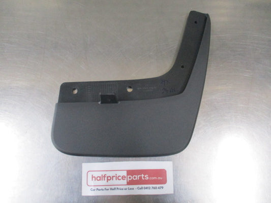 Mitsubishi Pajero Sport Genuine Right Hand Rear Mud Guard New Part