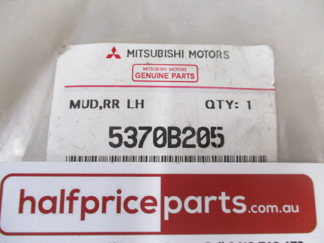 Mitsubishi Challenger/Pajero Sport Genuine Left Hand Rear Mud Guard New Part