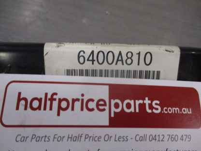 Mitsubishi Pajero Genuine Front Right Hand Bumper Side Support New Part