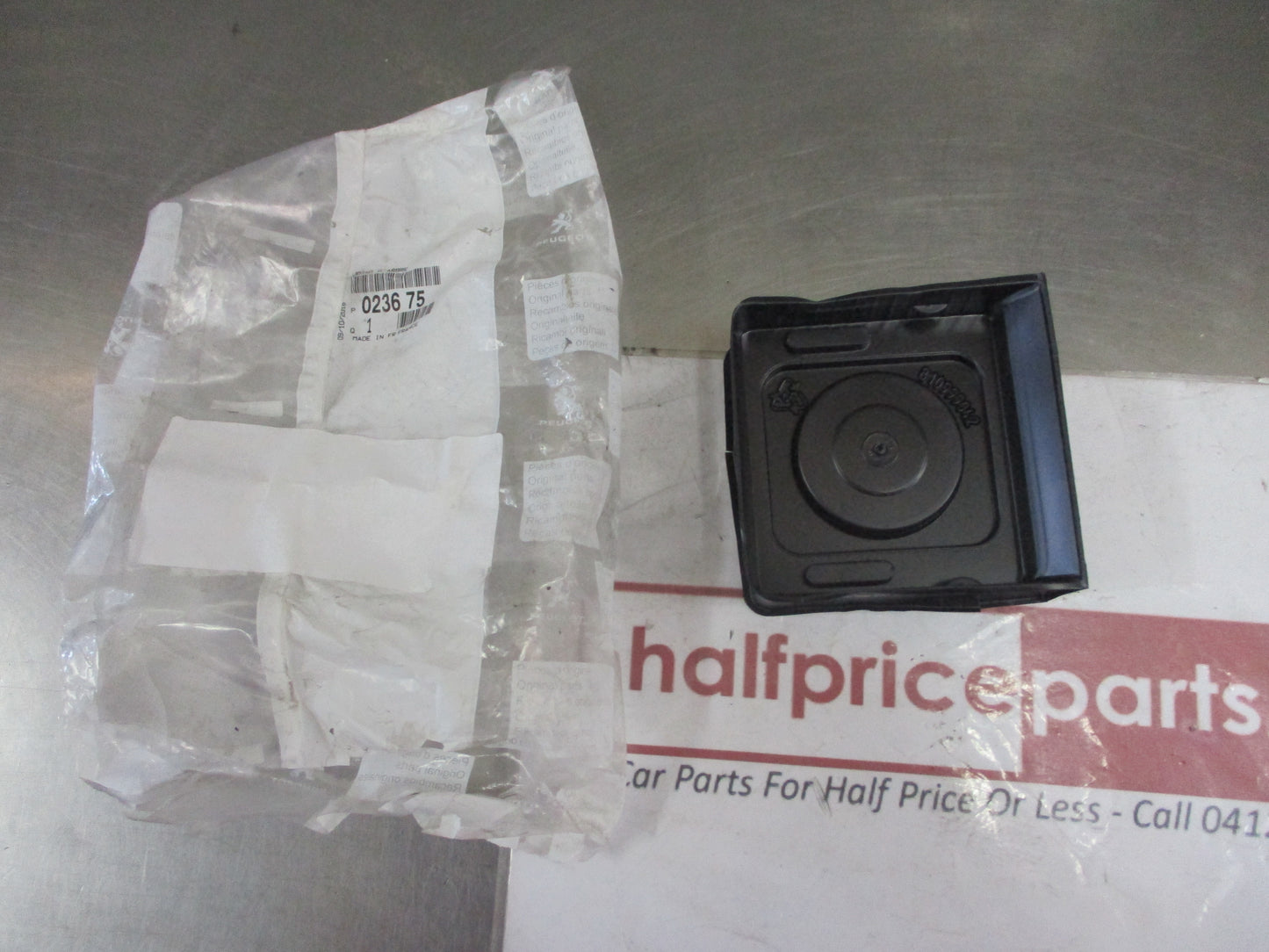 Peugeot 107/206/207/208/307/308/5008 Genuine Front Camshaft Seal New Part