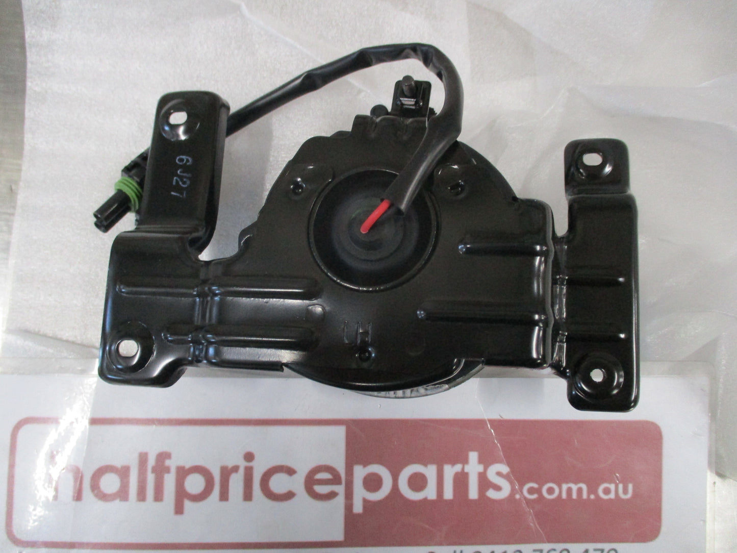 Holden VY Calais-Berlina Genuine Left Hand Front Fog Light New Part
