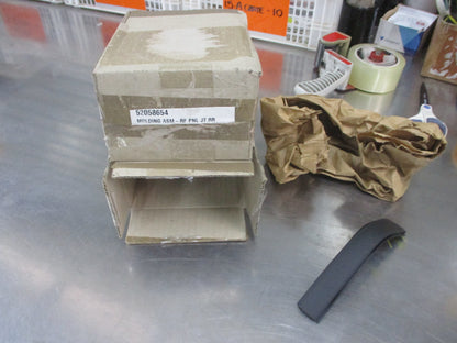 Holden RG Colorado Genuine Left Rear Roof Trim Moulding New Part