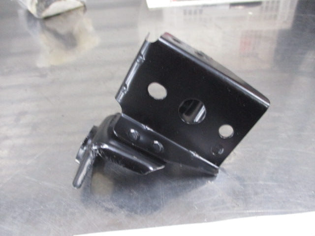 Mitsubishi Triton Genuine Lower Right Hand Radiator Bracket New Part
