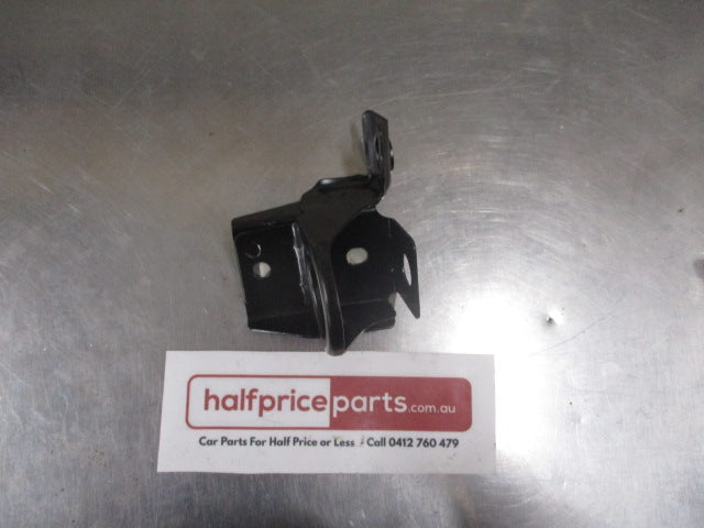 Mitsubishi Triton Genuine Lower Left Hand Radiator Bracket New Part