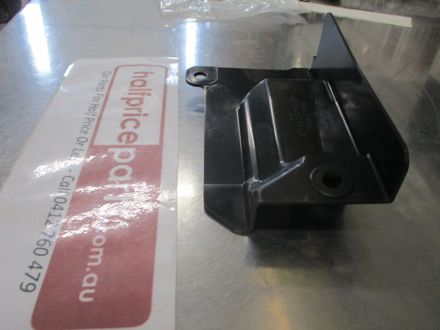 Hyundai Kona Genuine Left Hand Front Radiator Air Guard New Part