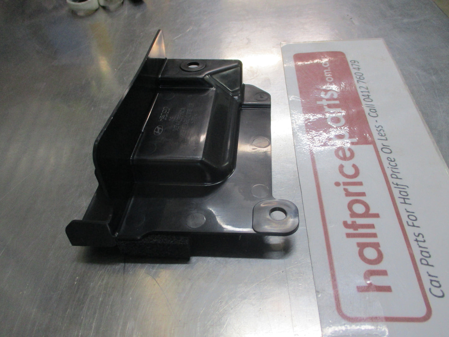 Hyundai Kona Genuine Left Hand Front Radiator Air Guard New Part