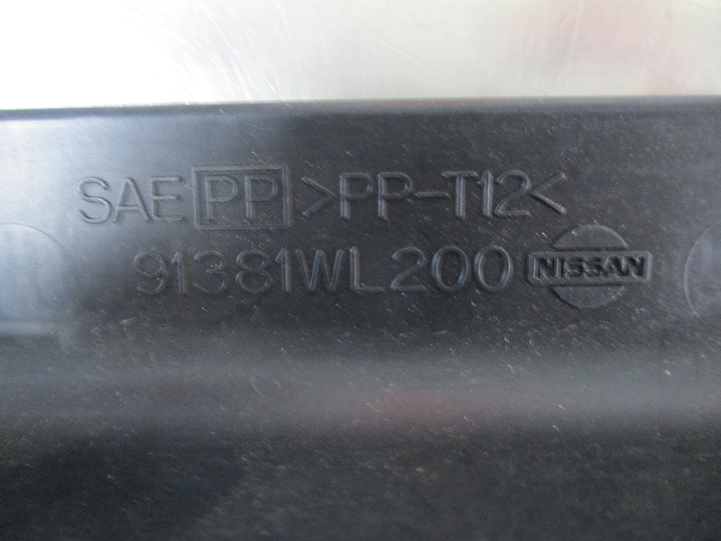 Nissan Elgrand Genuine Passenger Side Sunroof Trim New