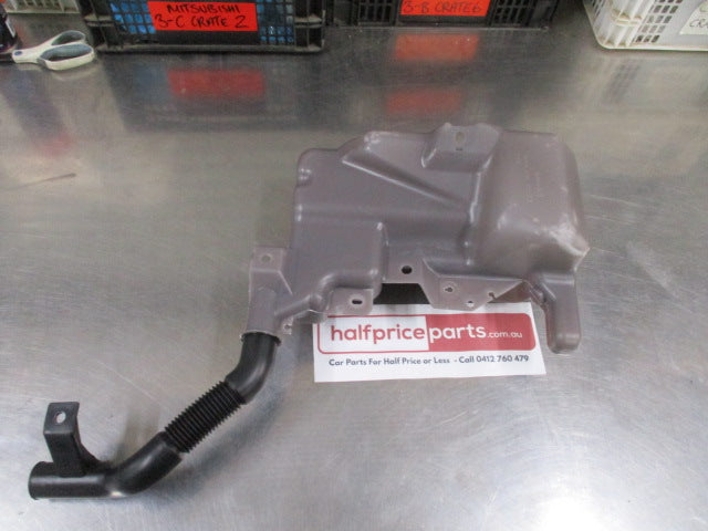 Mitsubishi Pajero Sport Genuine Windscreen Washer Tank Reservoir New Part