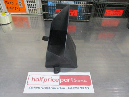 Mitsubishi Outlander Genuine Front Transmission Oil Cooler Duct New Part